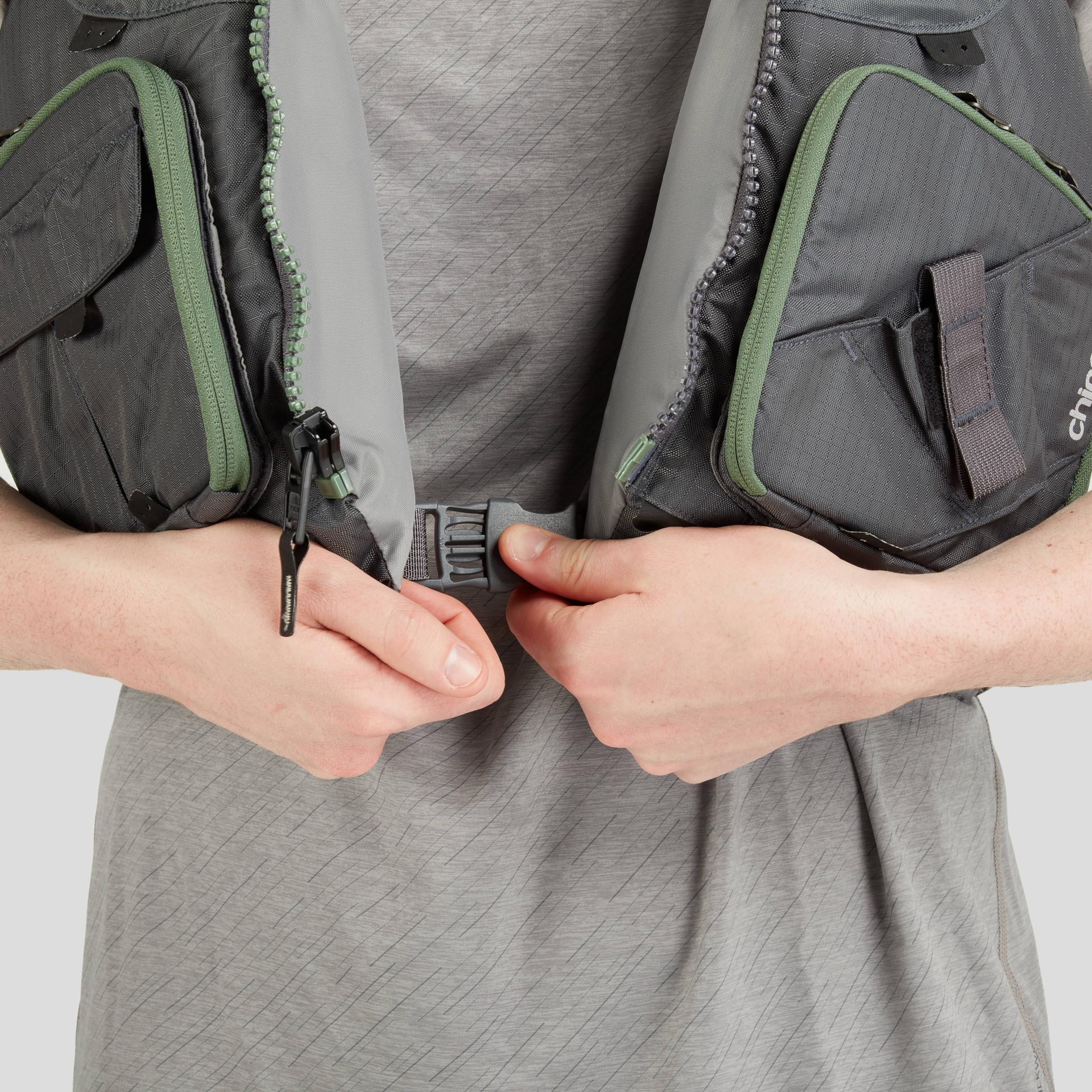 NRS Chinook Fishing Life Jacket for Fishing | Adult USCG Type III PFD | Mesh Back Front Zip Vest with Pockets for Rafting, Kayaking, Paddling - Image 8